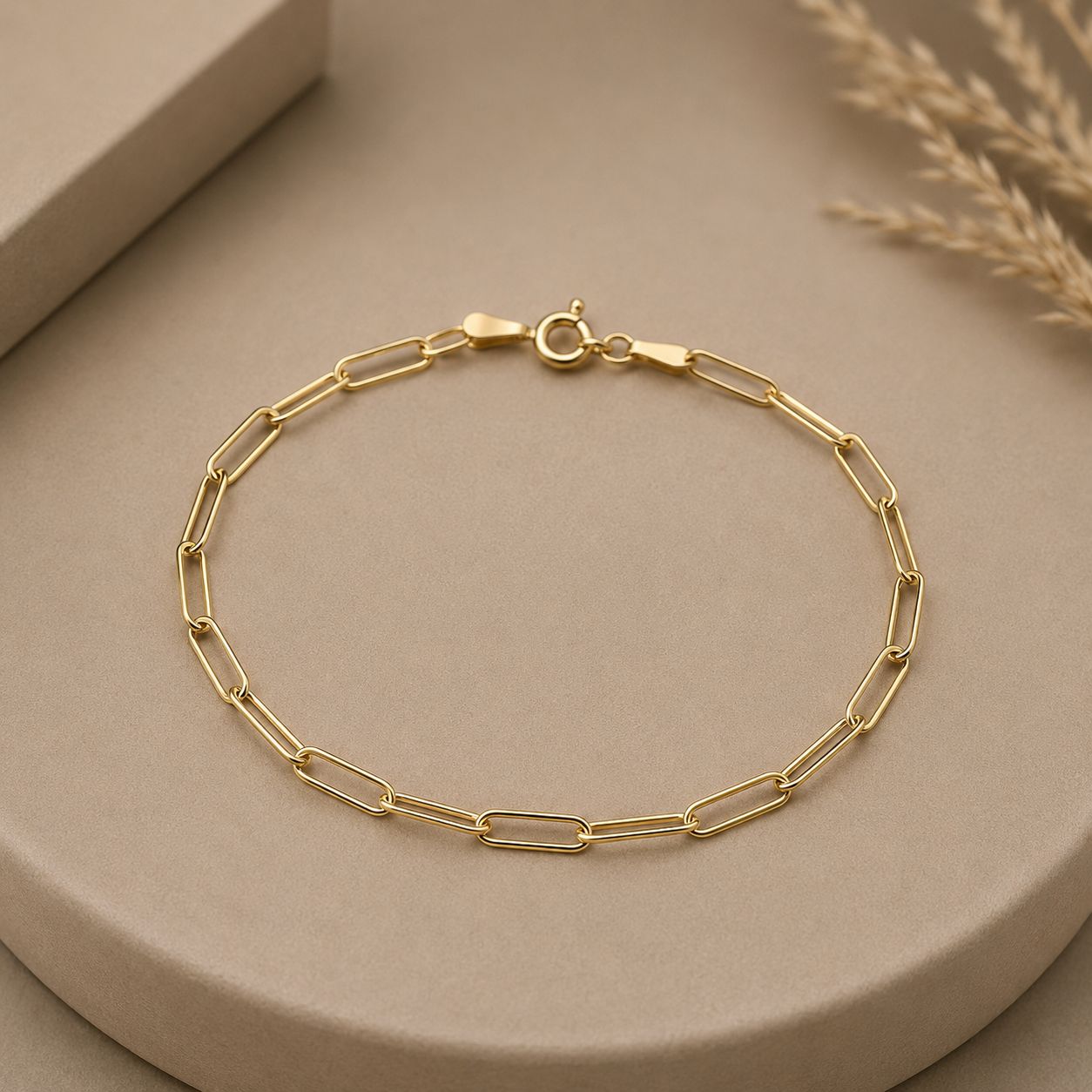 Solid gold paperclip link bracelet